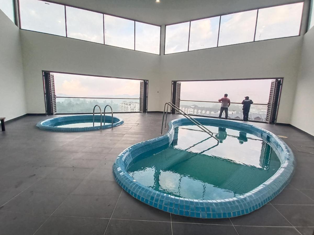 Comfyhome At Palas Horizon Residence With Sunrise View 伯恩仓 外观 照片